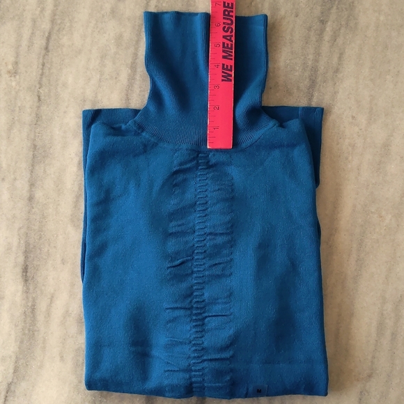 NWT. Express Woman's Rayon blended turtleneck sweater with front design. - Picture 2 of 5